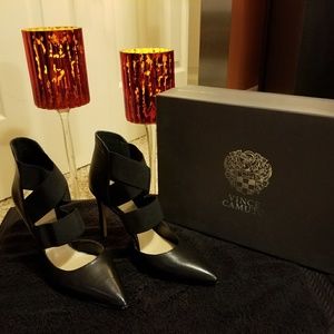 Black New Vince Camuto Nappa